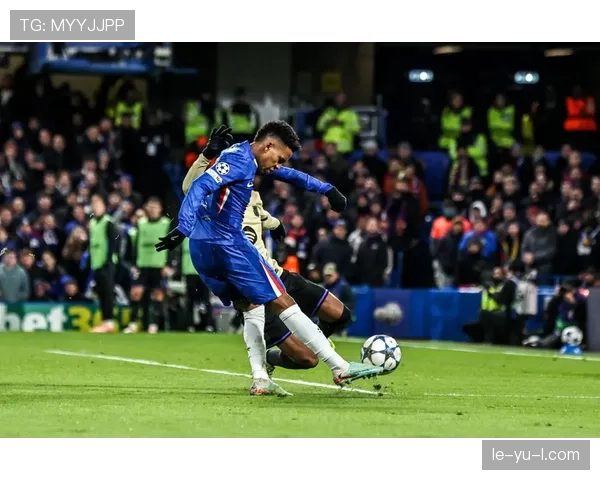 切尔西新援大放异彩，强势表现助蓝军重返英超争冠行列