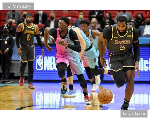 罗伊·霍奇森重返英超，华伦西亚盼状态回暖迎战新赛季挑战