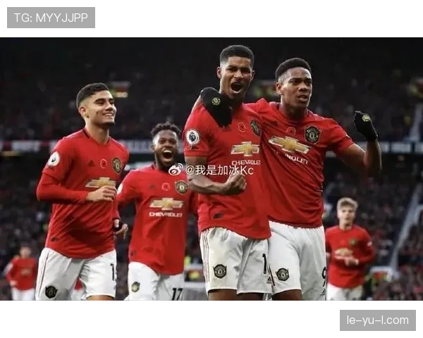 利兹联快攻如风，状态回暖豪取连胜