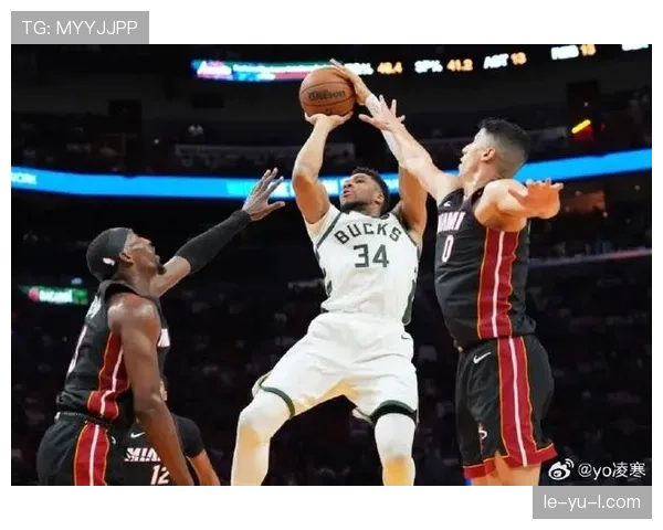 米德尔顿利用挡拆拉开空间，助雄鹿提升关键时刻得分效率